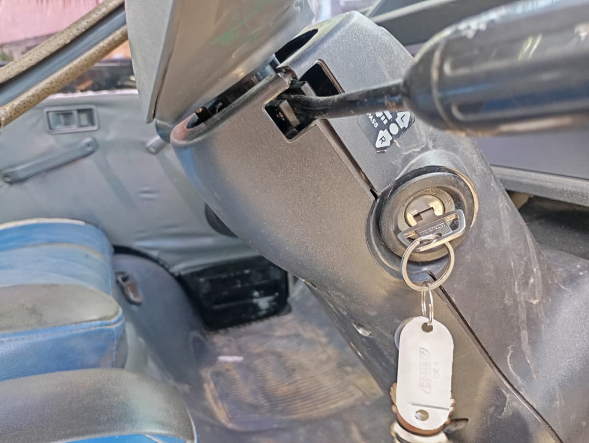 MITSUBISHI  L 300 L300 PU FB-R (4X2)