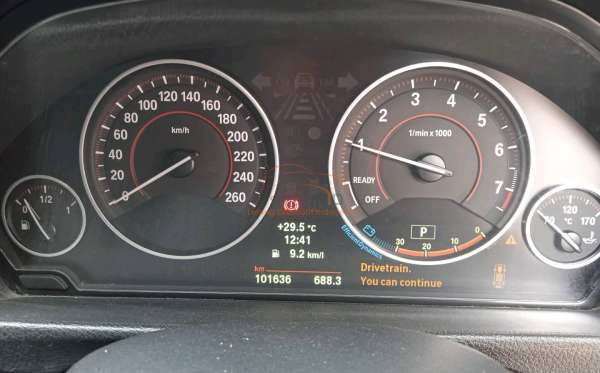 BMW  320I N20 CKD AT