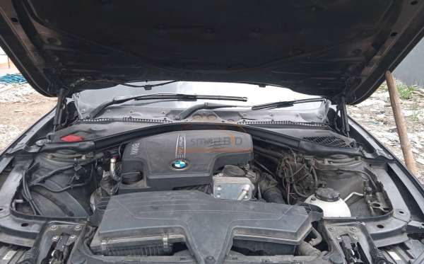 BMW  320I N20 CKD AT