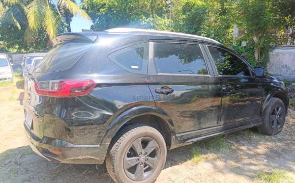 HONDA BR-V DG3 1.5 L E