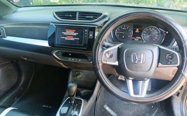 HONDA BR-V DG3 1.5 L E
