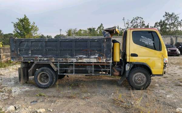 MITSUBISHI COLT-FE 74 HD 125 PS DUMP TRUCK