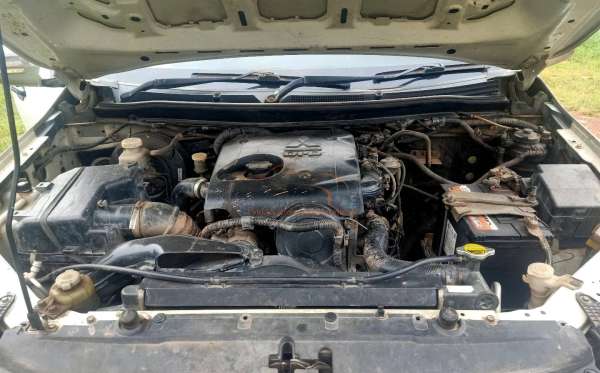 MITSUBISHI DC HDX 4X4