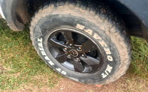 MITSUBISHI DC HDX 4X4