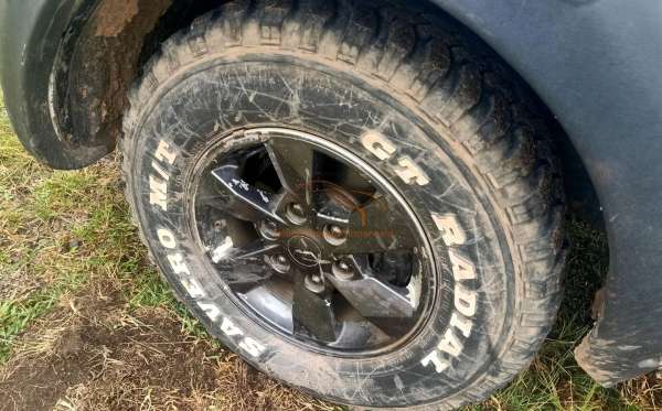 MITSUBISHI DC HDX 4X4