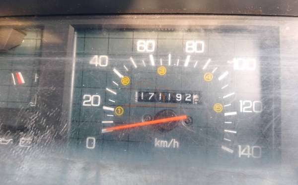 MITSUBISHI  L 300  PU