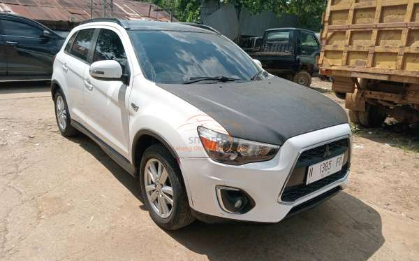 MITSUBISHI OUTLANDER SPORT