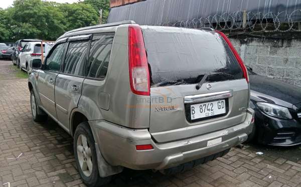 NISSAN X TRAIL 2.5