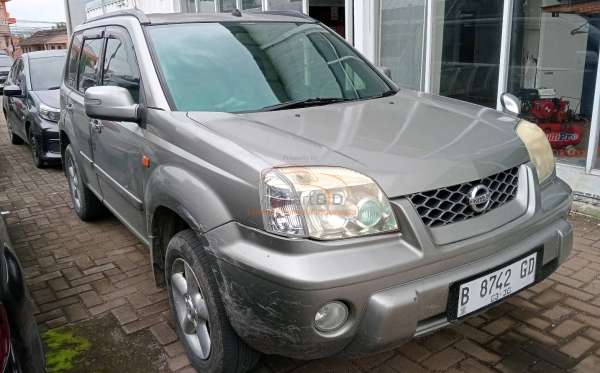 NISSAN X TRAIL 2.5
