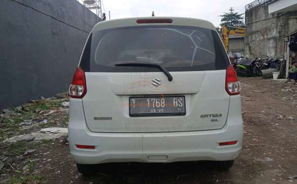 SUZUKI ERTIGA GL