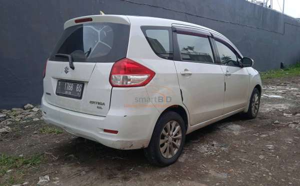 SUZUKI ERTIGA GL