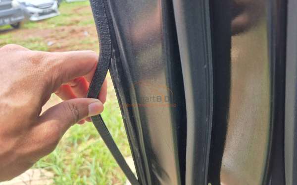 TOYOTA  AVANZA  1.3 E