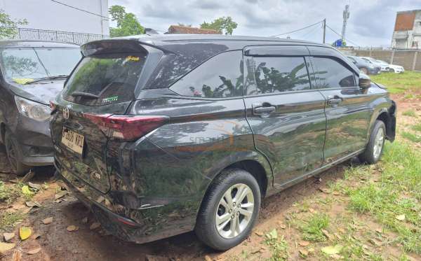 TOYOTA  AVANZA  1.3 E