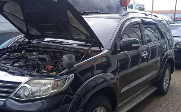 TOYOTA FORTUNER 2.7 G LUX