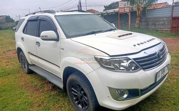 TOYOTA FORTUNER G 2.5