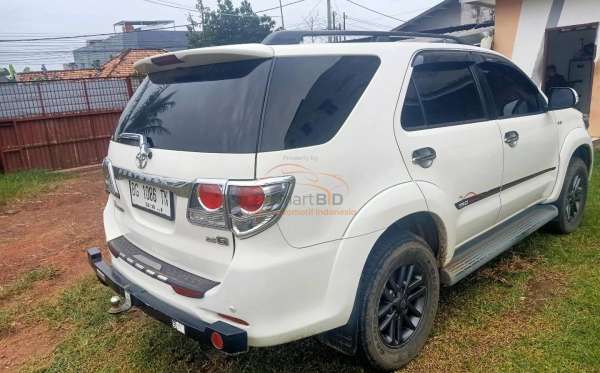 TOYOTA FORTUNER G 2.5