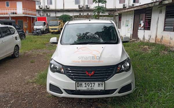 WULING CONFERO 1.5 DB MY (4X2)