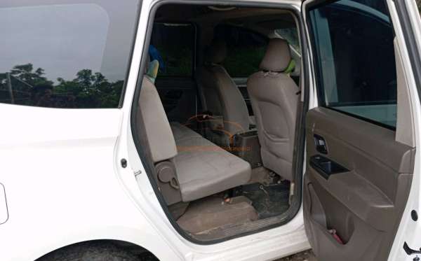 WULING CONFERO 1.5 DB MY (4X2)