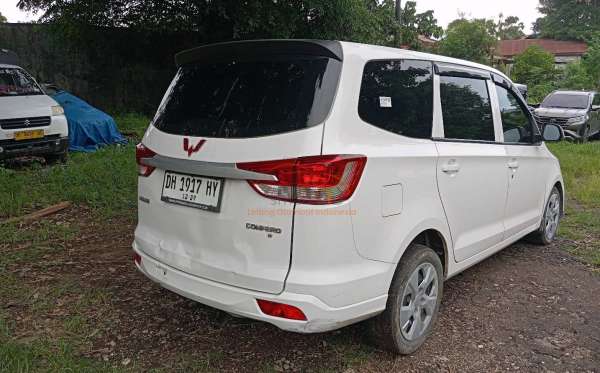WULING CONFERO 1.5 DB MY (4X2)