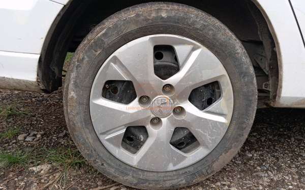 WULING CONFERO 1.5 DB MY (4X2)