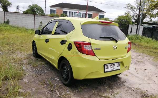 HONDA  BRIO  SATYA 1.2 E