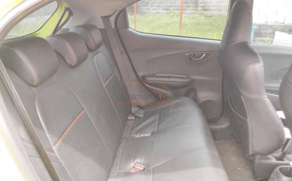 HONDA  BRIO  SATYA 1.2 E