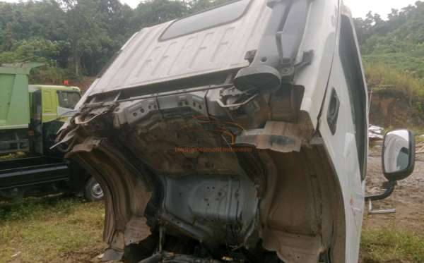 ISUZU NMR 71T HD 6.1