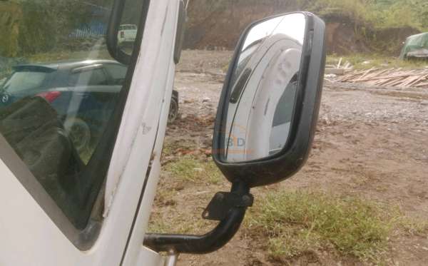 ISUZU NMR 71T HD 6.1