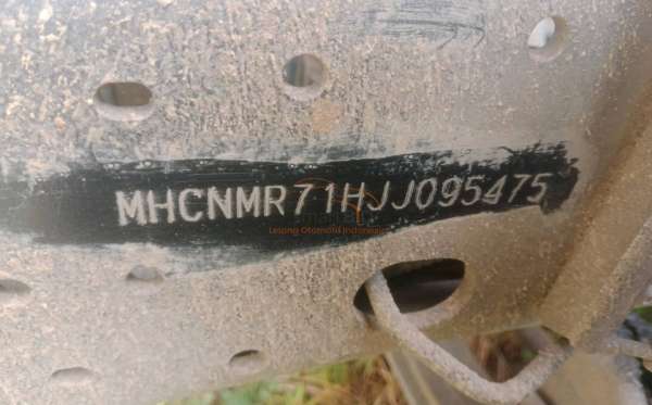 ISUZU NMR 71T HD 6.1