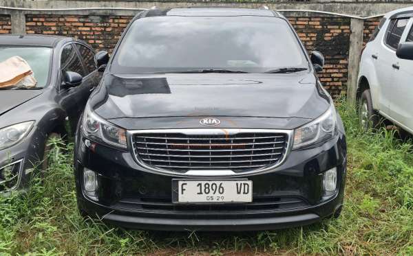 KIA  SEDONA  3.3 AT