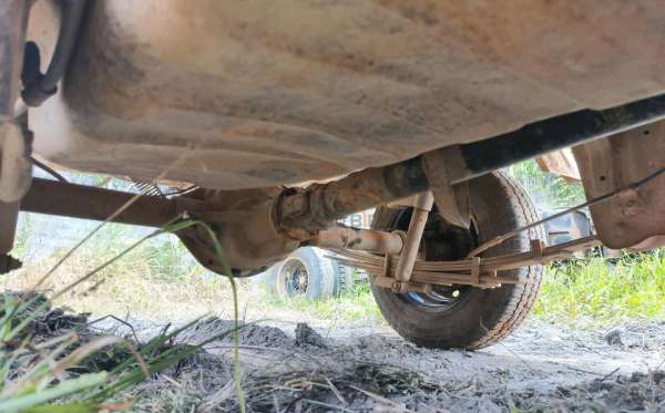 SUZUKI MEGA CARRY PU