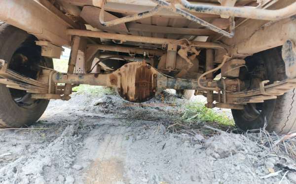 SUZUKI MEGA CARRY PU