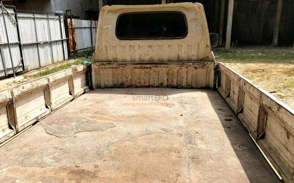 SUZUKI MEGA CARRY PU