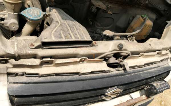 SUZUKI MEGA CARRY PU