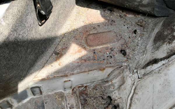 SUZUKI MEGA CARRY PU