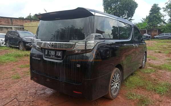 TOYOTA VELLFIRE 2.5G