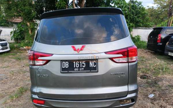 WULING CONFERO