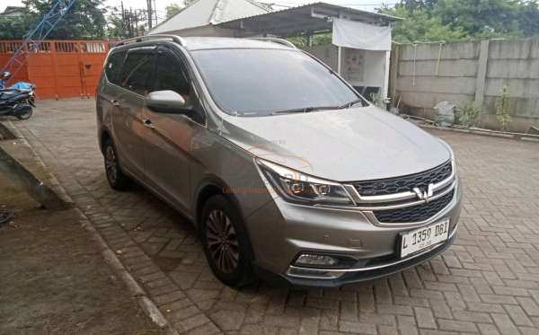 WULING CORTEZ
