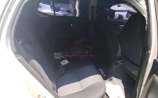 DAIHATSU  AYLA