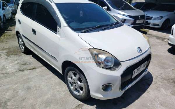 DAIHATSU  AYLA