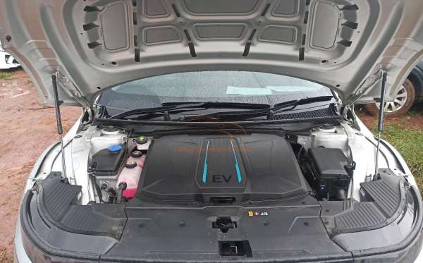 HYUNDAI IONIQ 5 EV SIGNATURE