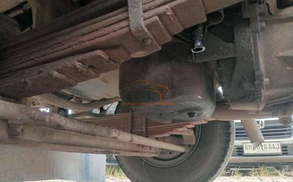 ISUZU NMR 71T HD 6.1