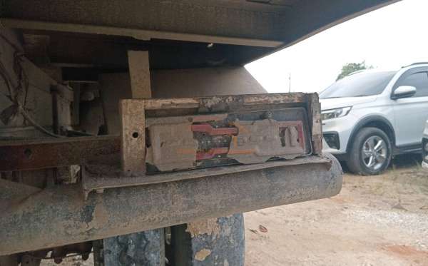 ISUZU NMR 71T HD 6.1