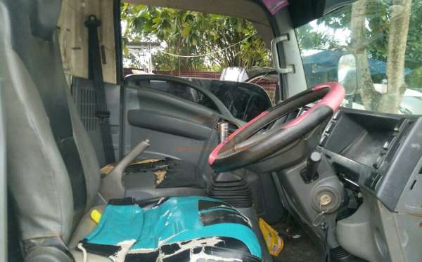 ISUZU NMR 71T HD 6.1