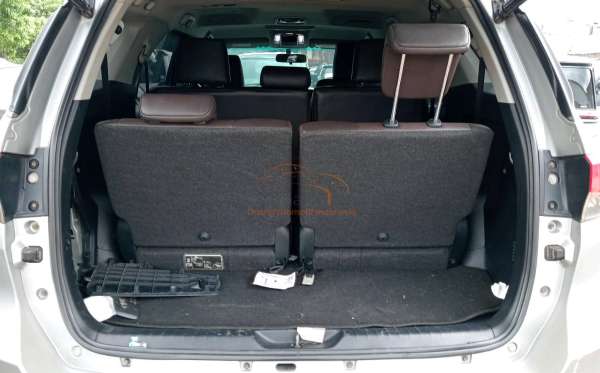 TOYOTA FORTUNER 2.4 VRZ