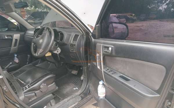 TOYOTA RUSH 1.5 G A/T