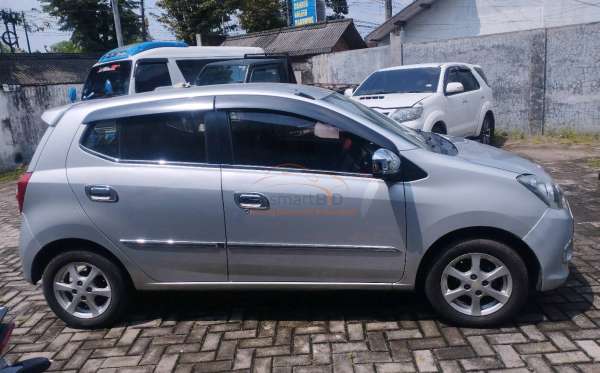 DAIHATSU AYLA 1.0 X