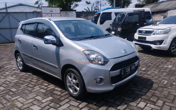 DAIHATSU AYLA 1.0 X