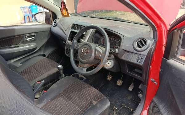 DAIHATSU AYLA 1.2R