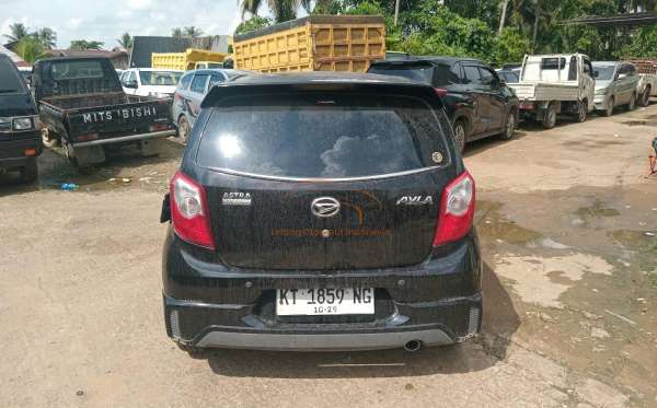 DAIHATSU AYLA 1.0 M